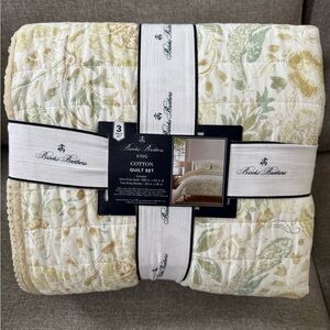 Brooks Brothers KING  Floral Bird Quilt Set Scallop Border NEW